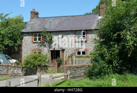 Rose Cottage nel villaggio di East Dean vicino a Chichester, West Sussex, in Inghilterra Foto Stock