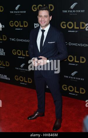 La città di New York, Stati Uniti d'America. Xvii gen, 2017. Edgar Ramirez al 'oro' Premiere mondiale a AMC Loews Lincoln Square di New York City. Credito: Diego Corredor/Mediapunch/Alamy Live News Foto Stock