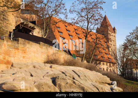 Kaiserburg o Castello Imperiale costruito su un affioramento di arenaria. Norimberga, Baviera, Germania Foto Stock