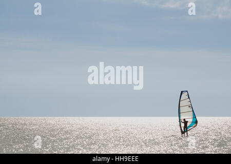 Vela, formazione, surf, acqua salata, mare oceano, acqua, natura, esseri umani, umana Foto Stock