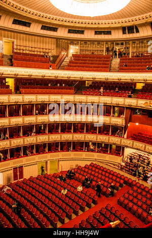 Vienna Opera house Foto Stock