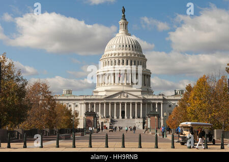 Il Campidoglio US edificio porticato est - Washington DC, Stati Uniti d'America Foto Stock