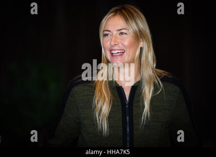 SAN JUAN, PORTO RICO - 15 dicembre : Maria Sharapova parla ai media prima del 2016 Monica Puig Invitational tennis exhibition Foto Stock