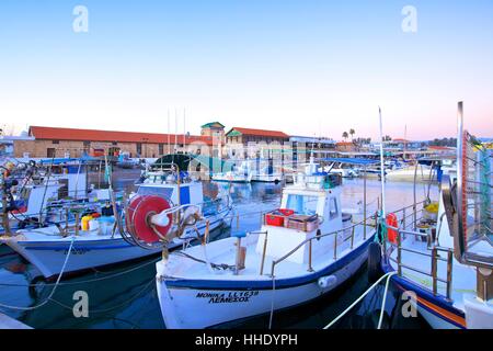 Porto di Pafo e Paphos, Cipro, Mediterraneo orientale Mare Foto Stock