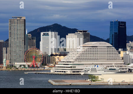 Skyline, la città di Kobe, isola di Honshu, Giappone Foto Stock