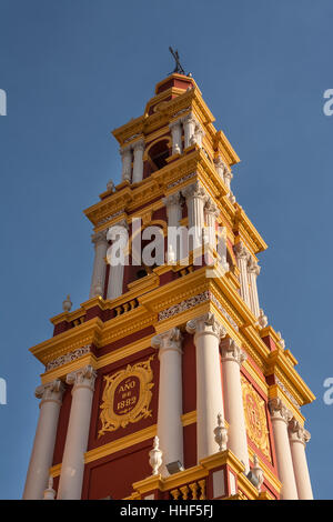 Torre campanaria della chiesa di San Francesco a Salta (Argentina) Foto Stock