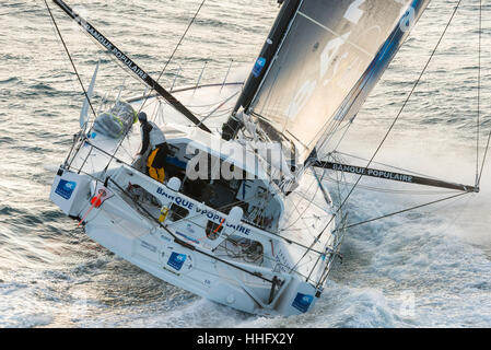 Yacht Race Vendée Globe 2017: Armel Le Cléac'h a bordo della Banque Populaire VIII monohull vela (2017/01/19) Foto Stock