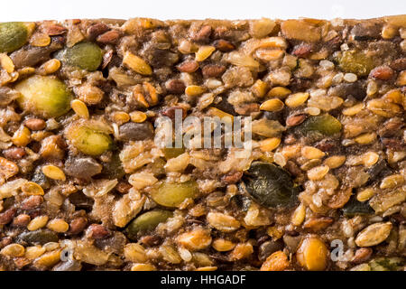 Pane di grano fatte solo di grani, n. di farina. Di Frumento, zucca, grano di avena, sana, costoso, digestione, regolamentati, salute, intestino Foto Stock