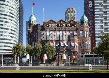 Hotel New York, ex Holland-Amerika Lijn shipping company, Wilhelmina Quay, Kop van Zuid, Rotterdam, Olanda, Paesi Bassi Foto Stock