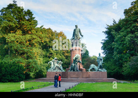 Berlino: monumento di Bismarck presso la Großer Stern di Tiergarten, , Berlino, Germania Foto Stock