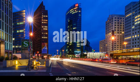 Berlino: vista da Leipziger Platz a Potsdamer Platz , Berlino, Germania Foto Stock