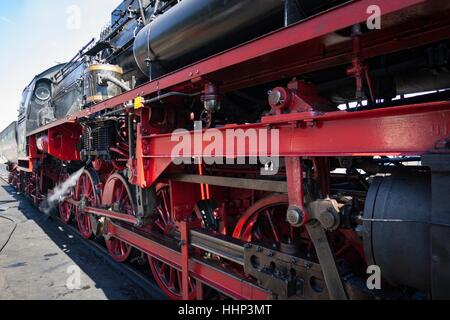 Wolsztyn, Polonia - 28 Aprile 2012 Sfilata di locomotive ferroviarie in Wolsztyn in Polonia occidentale. Foto Stock