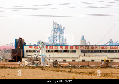 Inquinamento industriale, Zhongwei, Ningxia, Cina Foto Stock