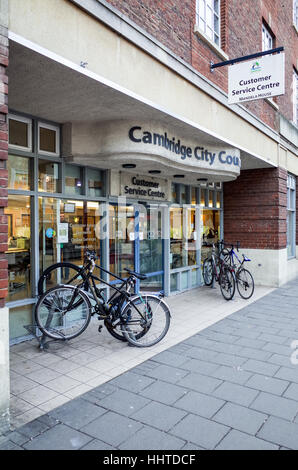 Cambridge City Council Customer Service Center in Mandela House ON Regents Street Central Cambridge UK Foto Stock