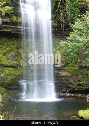 Cascata di Glencar, Leitrim, Connacht, Irlanda Foto Stock