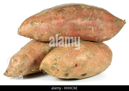 Patate dolci da agricoltura biologica isolati su sfondo bianco Foto Stock