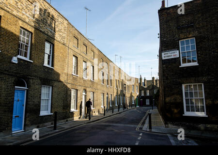 Terrazza vittoriana alloggiamento, Theed Street, London SE1 Foto Stock