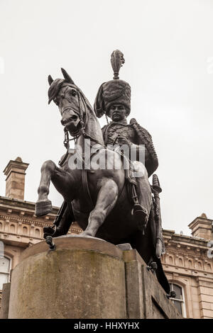 Statua del marchese di Londonderry Charles William paletta Tempest Stewart in Durham piazza del mercato Foto Stock