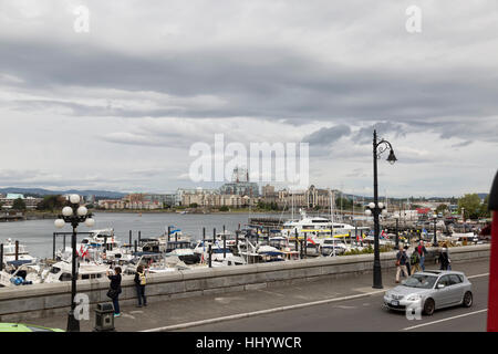 Vista del porto nel centro di Victoria, British Columbia. Foto Stock