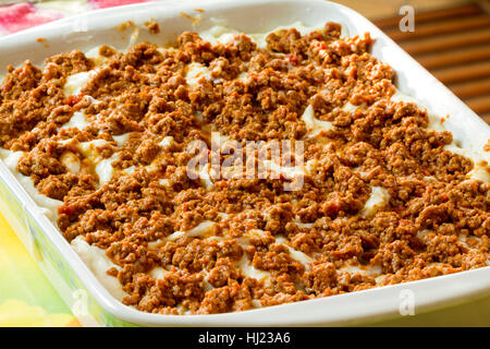 Lasagne fatte in casa con pasta aglutinica Foto Stock