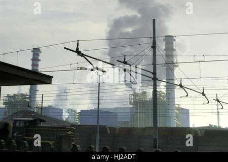 Mantova area industriale (Lombardia, Italia), la centrale termoelettrica ENIpower Foto Stock