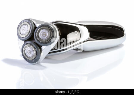 Rasoio elettrico closeup su sfondo bianco. Multi Precision testo scritto sulla testa di rasoio! Migliore precisione per radere! Foto Stock