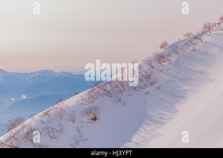 Senjojiki Cirque presso la centrale delle Alpi del Giappone nella stagione invernale. Foto Stock