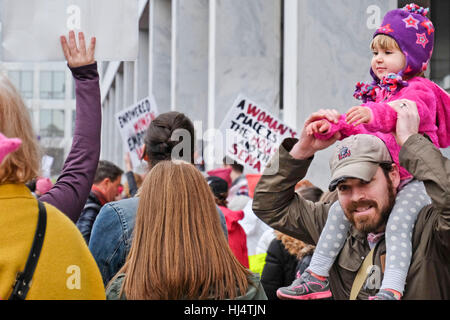 Padre con la figlia a donne di marzo su Washington DC 22 Gennaio 2017 Foto Stock
