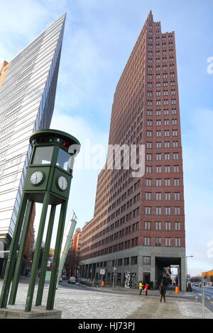 Kollhoff Tower presso la Potsdamer Platz di Berlino, Germania Foto Stock