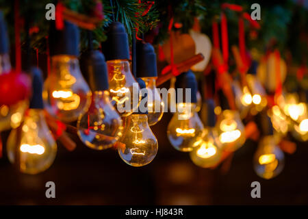 Vintage incandescent lamps as decorative element Foto Stock