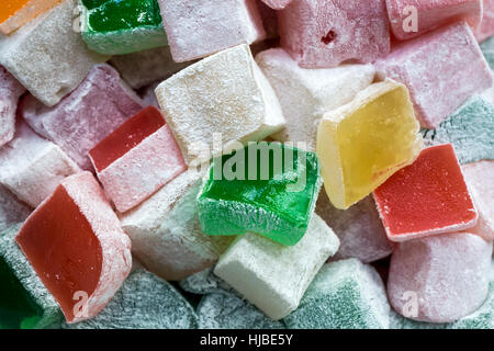 Delizie turche in vari colori come sfondo Foto Stock