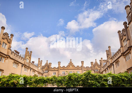Hall corte di Sidney Sussex College, Cambridge, Inghilterra, Regno Unito Foto Stock