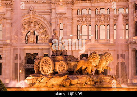 Plaza de Cibeles di notte, Madrid Foto Stock