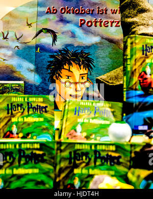 J. K. Rowling, Coperchio della edizione tedesca di "Harry Potter e il Principe mezzosangue" (H.P. und der Halbblutprinz) Foto Stock