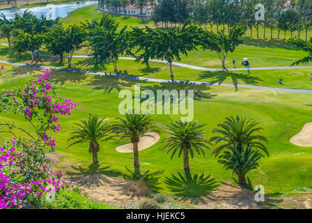 Campo da golf Campo Internacional, sullo sfondo le dune di Maspalomas, Gran Canaria, Spagna, Europa Foto Stock