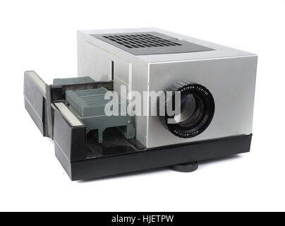 Formato supporto proiettore diapositive intaglio isolato su sfondo bianco  Foto stock - Alamy