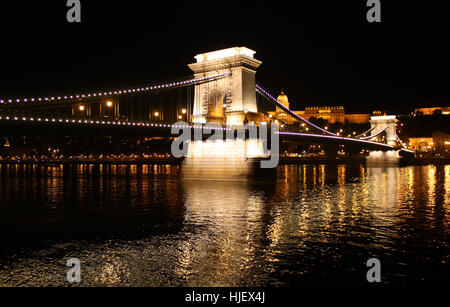 L'Europa, ponti, parlamento, Budapest, il Danubio, Ungheria, blu, torre, viaggi Foto Stock