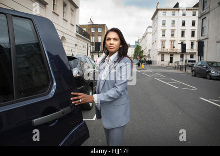 Gina Miller, la donna dietro il punto di riferimento Articolo 50 causa legale per ottenere che il Parlamento voti sul processo Brexit, London, Regno Unito Foto Stock