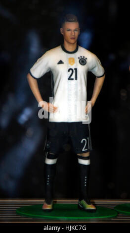 3d Figuren von der deutschen Fussball-Nationalmannschaft: Joshua Kimmich, Berlino. Foto Stock