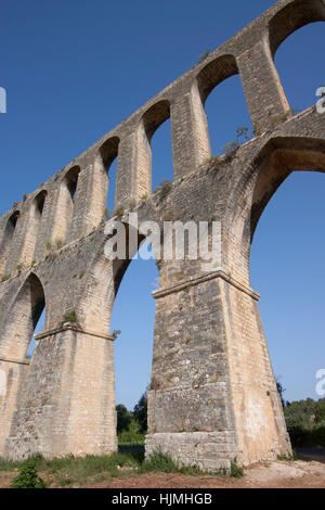 Aquaduct di Pegoes, XVI secolo, Pegoes (vicino a Tomar, Portogallo Foto Stock