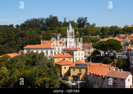 Panoramica, Sintra Municiple Edificio, Sintra, Sito Patrimonio Mondiale dell'UNESCO, Portogallo Foto Stock