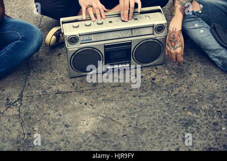 Amici Boombox Radio suono concetto Vintage Foto Stock