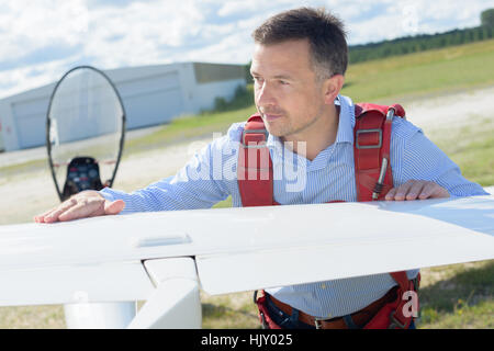 Preparare il parapendio Foto Stock