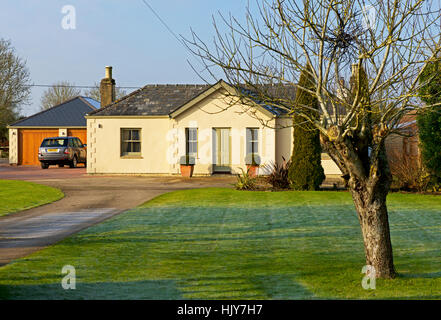 Bungalow in Assegnazioni Charterville, Minster Lovell, Oxfordshire, England Regno Unito Foto Stock