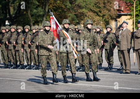 Poznan, Polonia - 29 settembre 2012 le Forze terrestri Training Center a Poznan. Aperto giorno inaugurando il nuovo anno accademico. Foto Stock