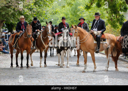 Gaucho parata del giorno della tradizione, San Antonio de Areco, La Pampa Argentina, Sud America Foto Stock