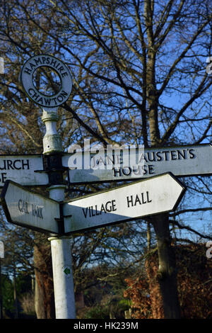 Cartello per Jane Austen's House, Chawton Village, Alton, HAMPSHIRE, Regno Unito Foto Stock