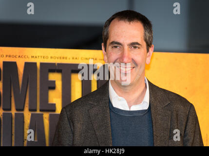 Roma, Italia. 24 gen 2017. Paolo Calabresi assiste un photocall per 'Smetto quando voglio - Masterclass' Credit: Andrea Bracaglia/Pacific Press/Alamy Live News Foto Stock