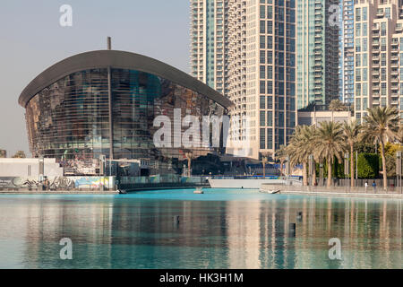 Dubai Opera House nel centro cittadino di Dubai Foto Stock