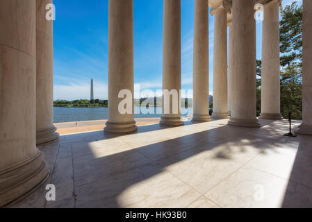 Le colonne al Jefferson Memorial a Washington DC, Stati Uniti d'America. Foto Stock
